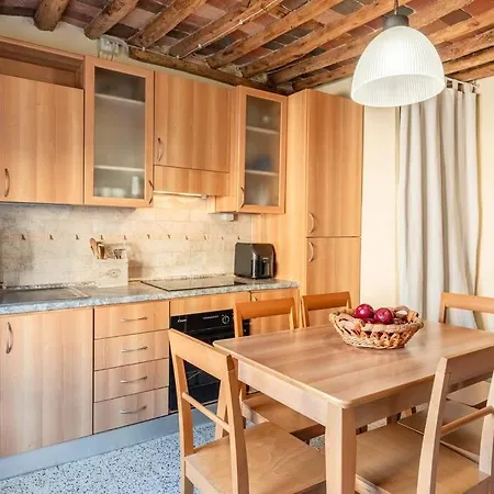 Appartamento Corte San Lorenzo - Affitti Brevi Italia Lucca